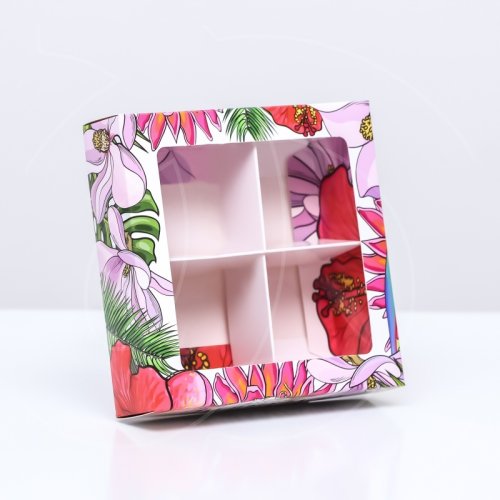 Коробка на 4 конфеты с окном "Графические цветы" 12,6х12,6х3,5 см 9803605